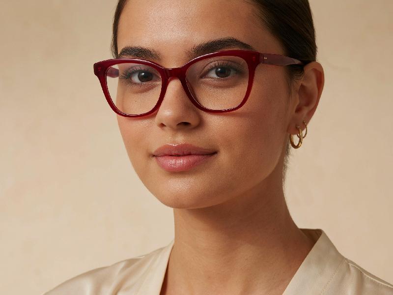 Monturas oftálmicas 2 Monturas de gafas para mujer en Impacto Óptica Medellín